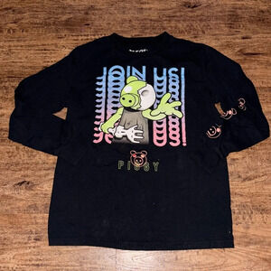 Long sleeve graphic piggy 🐷 tee